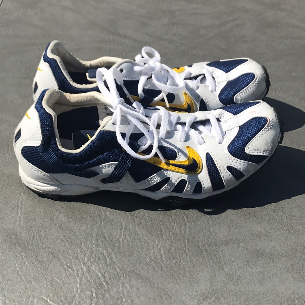 Nike golf 🏌 size 7